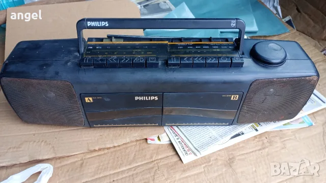радиокасетофон Philips