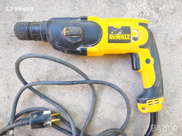 Перфоратор Dewalt