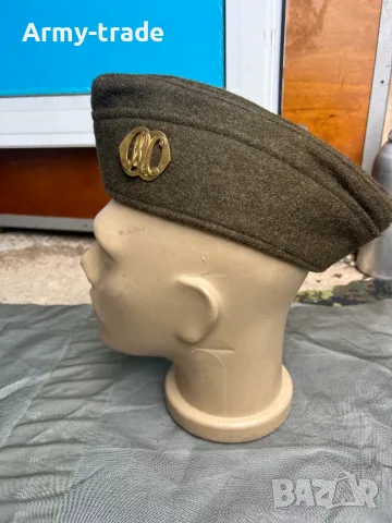 Продавам военна пилотка 