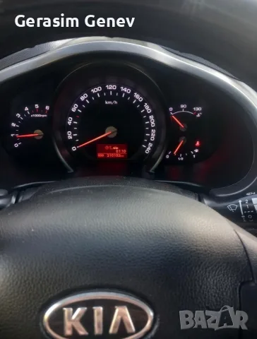 Kia Sportage 1.7 CRDI, снимка 15 - Автомобили и джипове - 56633578