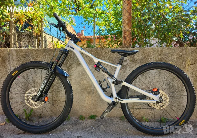 Ендуро Specialized Stuntjumper 29 цола М, Fox DPx2 Shock, Rockshox Lyric Ultimate 180mm  1х12 ,4-бут
