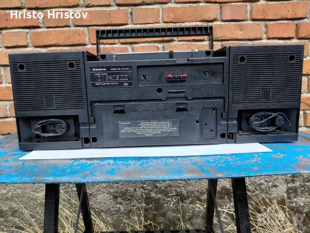 Продавам Касетофон ( SANYO-M W170K) , снимка 3 - Радиокасетофони, транзистори - 56732813