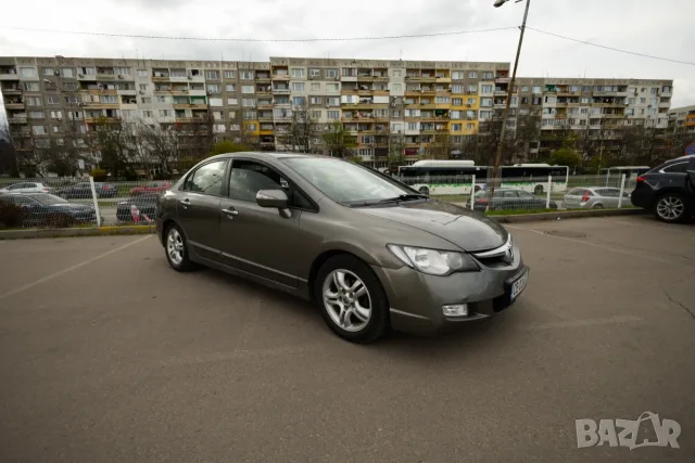 Honda Civic 1.3 IMA Hybrid, снимка 8 - Автомобили и джипове - 56685399