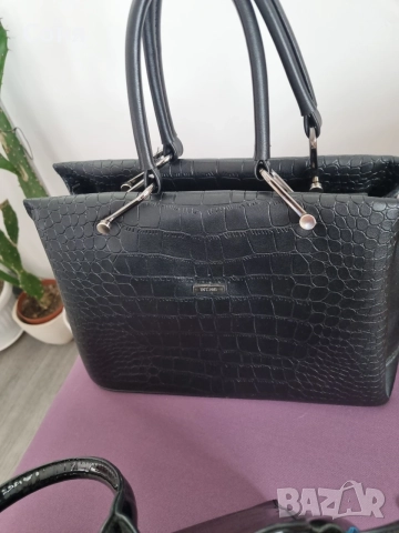 Дамски чанти , портмоне, несесери, снимка 16 - Чанти - 50048020