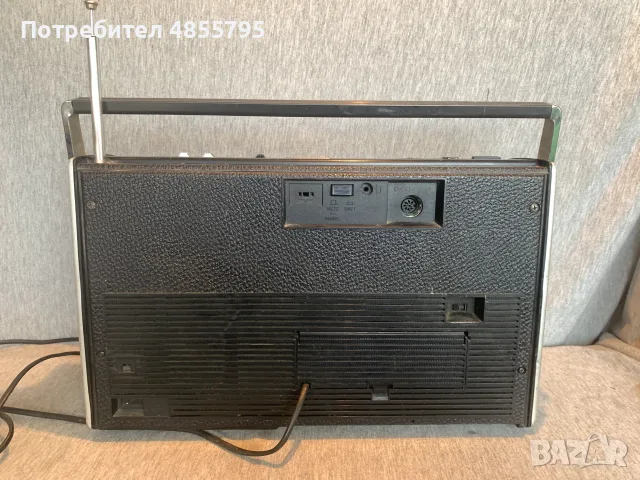 Радиокасетофон Grundig C6000 Automatic, снимка 3 - Радиокасетофони, транзистори - 56647692