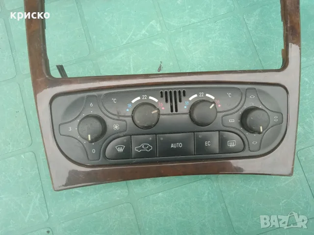 конзола мерцедес W203, снимка 5 - Части - 51475730