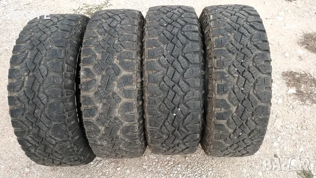 275/70/18 Good Year Wrangler Duratrac