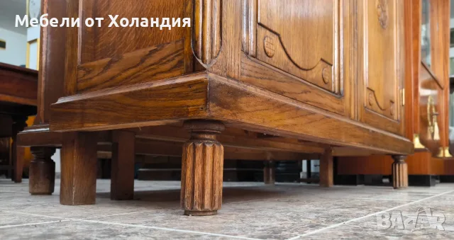 Белгийска дъбова витрина, снимка 10 - Секции и витрини - 56552686
