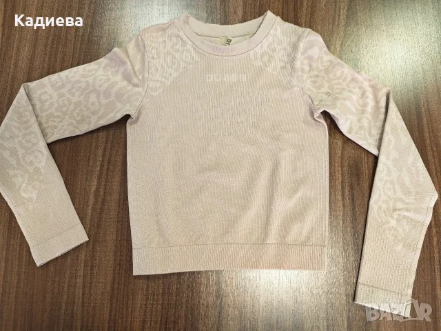 Оригинална спортна блуза GUESS Daisy Seamless Crop Top, размер XS/ S