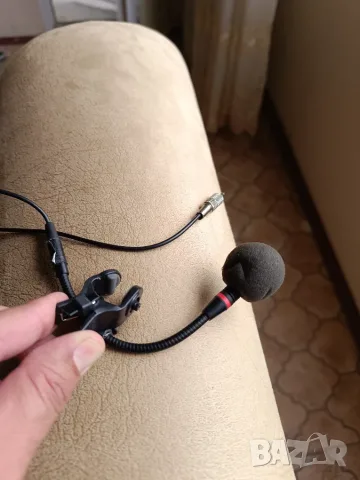 Микрофон щипка AKG 