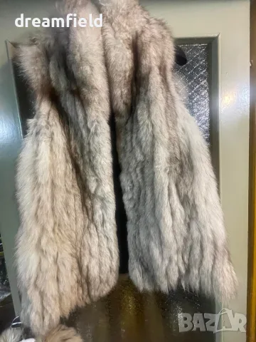 Елек от Сребърна лисица - М, снимка 2 - Елеци - 56628972