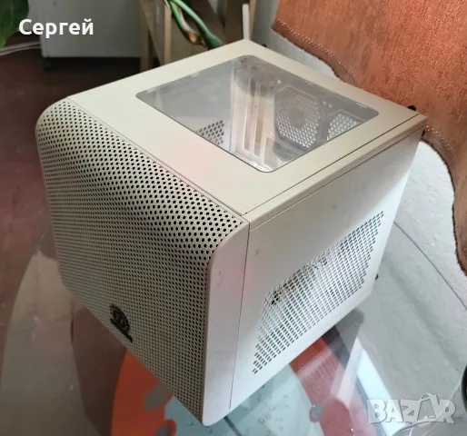 Продавам mini-itx кутия за пк , снимка 2 - Захранвания и кутии - 56747630