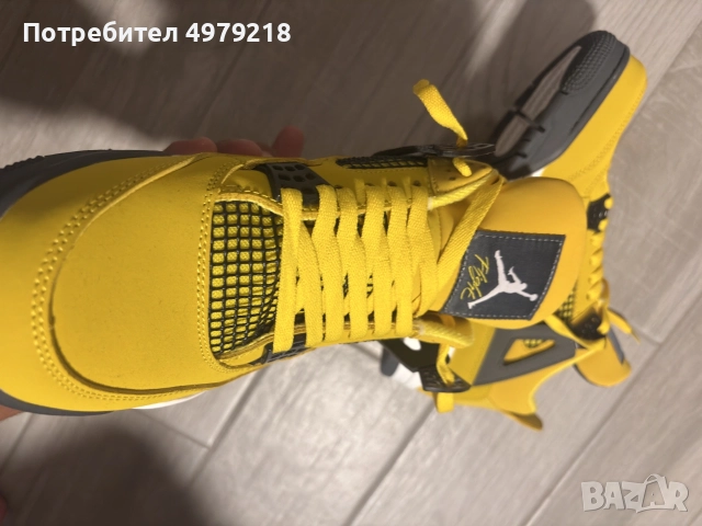 Jordan 4 Retro Yellow, снимка 5 - Маратонки - 56728229