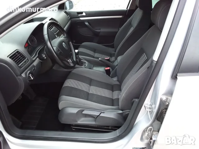 VW Golf 1.6i-102kc., снимка 10 - Автомобили и джипове - 56683464
