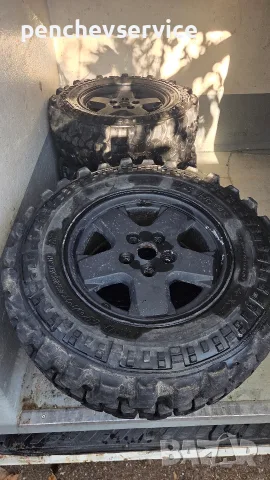 гуми таралежки за кал с джанти за Jeep или друг джип 