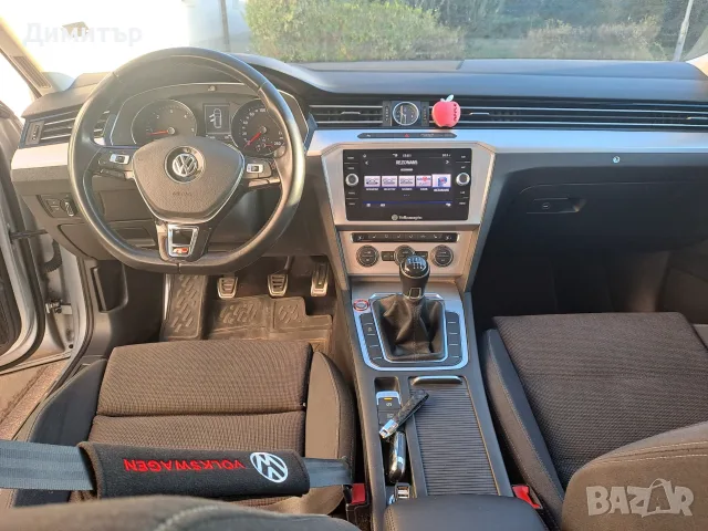 VW Passat 1.6  120кс., снимка 13 - Автомобили и джипове - 48979726