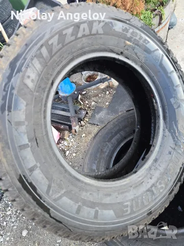 гуми 225/70 R15C Bridgestone Blizzak , снимка 4 - Гуми и джанти - 56583130