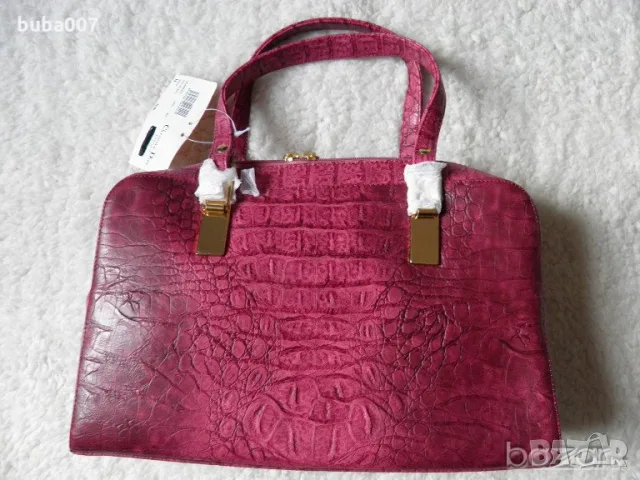 Christian Dior дамска чанта, снимка 2 - Чанти - 56717028