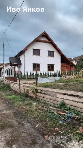 Продавам къща в  к. к. Боровец