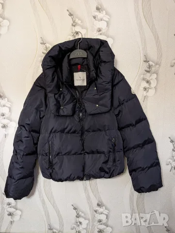 Дамско късо пухено яке (puffer jacket) Moncler размер М , снимка 4 - Якета - 56649475