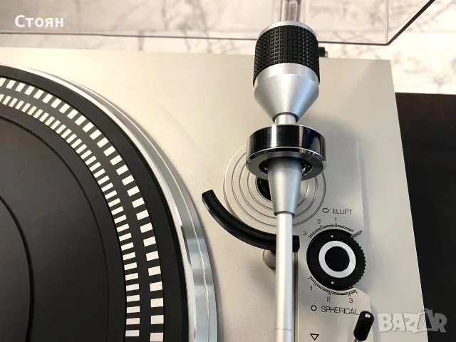 Отличен грамофон Philips, снимка 10 - Грамофони - 56658916