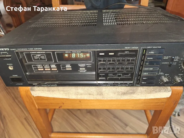 Усилвател със радио тунер ONKYO 
