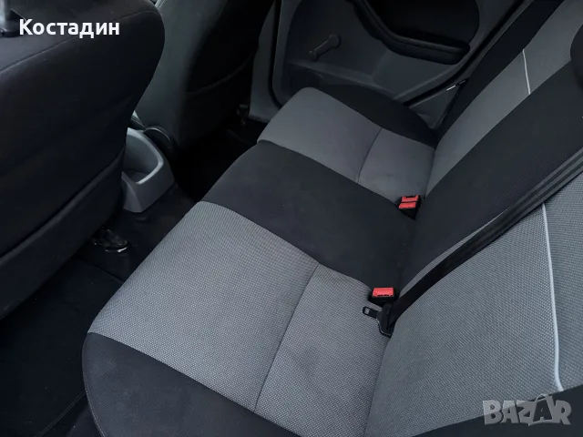 Ford Focus 1.6 Клима, снимка 8 - Автомобили и джипове - 56686023