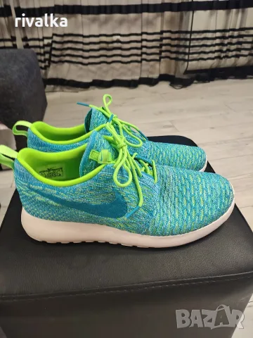 Nike Wmns Roshe One Flyknit