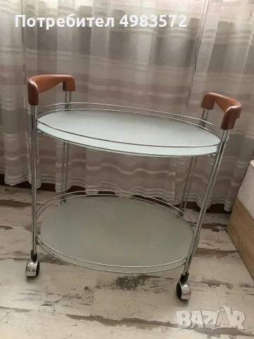 Холова помощна масичка