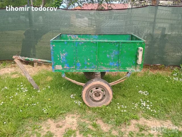 Ремарке за лек автомобил 