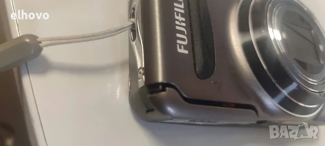 Фотоапарат Fujifilm T300, снимка 2 - Фотоапарати - 56736103