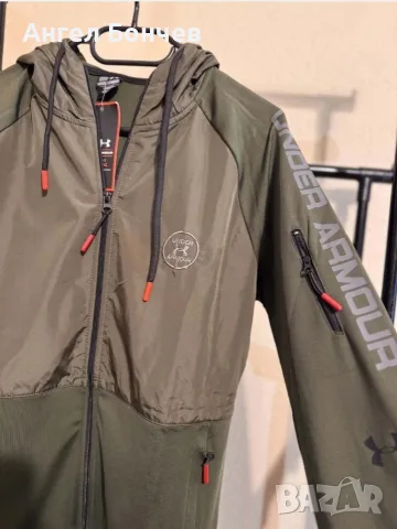 Спортен екип на UNDER ARMOUR , снимка 3 - Спортни дрехи, екипи - 56591233