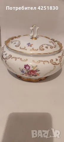 Немска порцеланова супиера с капак – Fine China, златна декорация