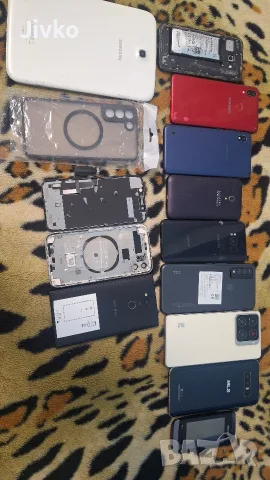 Голям пакет / Лот телефони (11 броя), таблет, части за iPhone 11 и калъф S22+