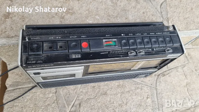 стар касетофон    Grundig , снимка 4 - Радиокасетофони, транзистори - 56560245