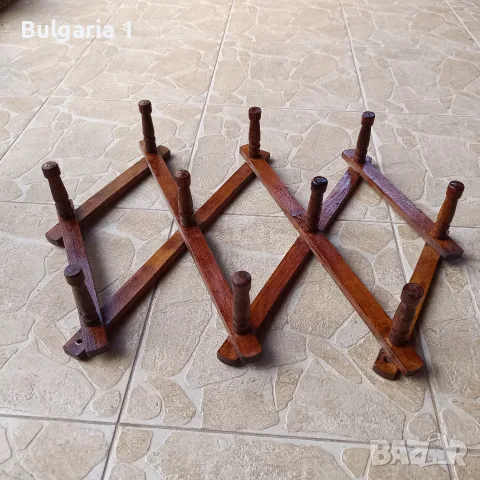 дървена сгъваема закачалка 