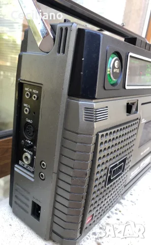 Sharp GF 8080H-радиокасетофон, снимка 3 - Радиокасетофони, транзистори - 56572905