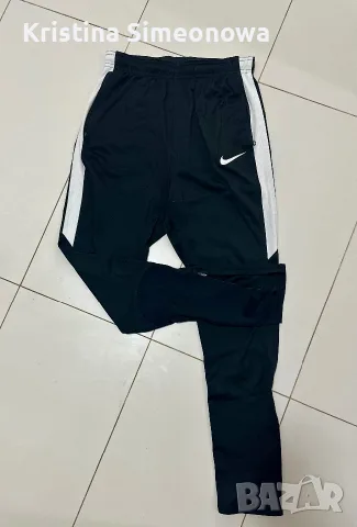 Оригинално долнище Nike