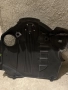 Bmw e90 капак на двигателя  n47, снимка 2