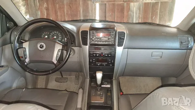 Продава Киа Соренто, снимка 3 - Автомобили и джипове - 56656774