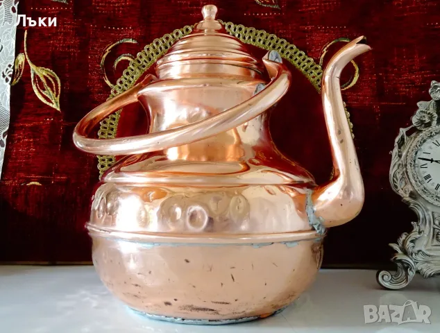 Меден чайник 1 кг.,6 литра,чиста червена мед. 
