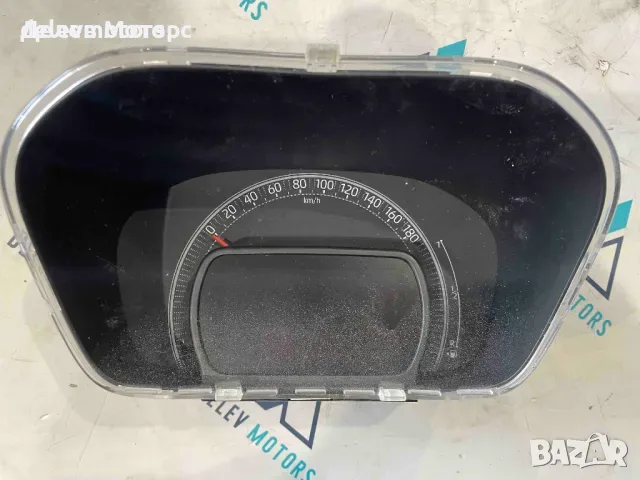 0496030000 / 0495790000 / 838000H710 километраж табло оборотомер от Toyota Aygo X 1.0 VVT-i