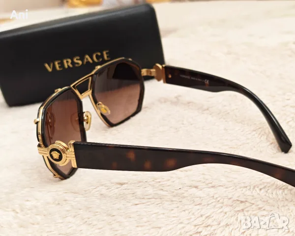 Слънчеви очила на марката Versace, снимка 6 - Слънчеви и диоптрични очила - 56557578