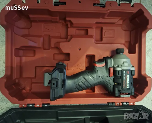 Акумулаторен ударен винтоверт гайковерт 20В на Парксайд Parkside Performance 20V PDSSAP 20-li D4