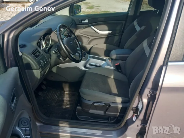 Ford Kuga 2.0 TDCI 140 hp 4х4, снимка 12 - Автомобили и джипове - 56637267