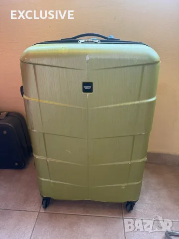 Голям куфар SHARPER IMAGE 76x50x29 см, 97л Пластмасов Два пъти е ходил до америка
