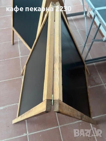 Стопер с черна дъска, двустранен, дървен, 60 х 100 cm, снимка 3 - Рекламни табели - 56739088
