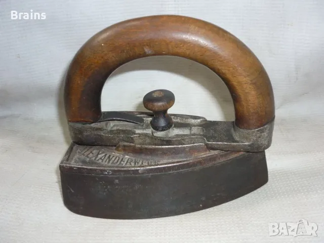 Антикварна Немска Ютия На Въглища ALEXANDERWERK No 2