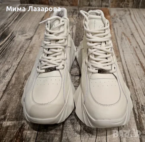Дамски маратонки марка Goe