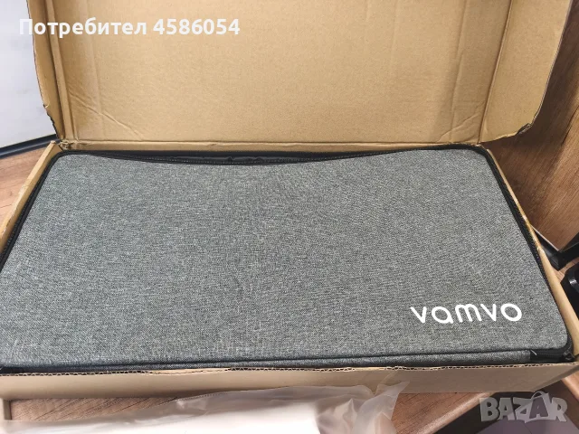 100-инчов преносим екран за проектор със стойка на марката Vamvo.